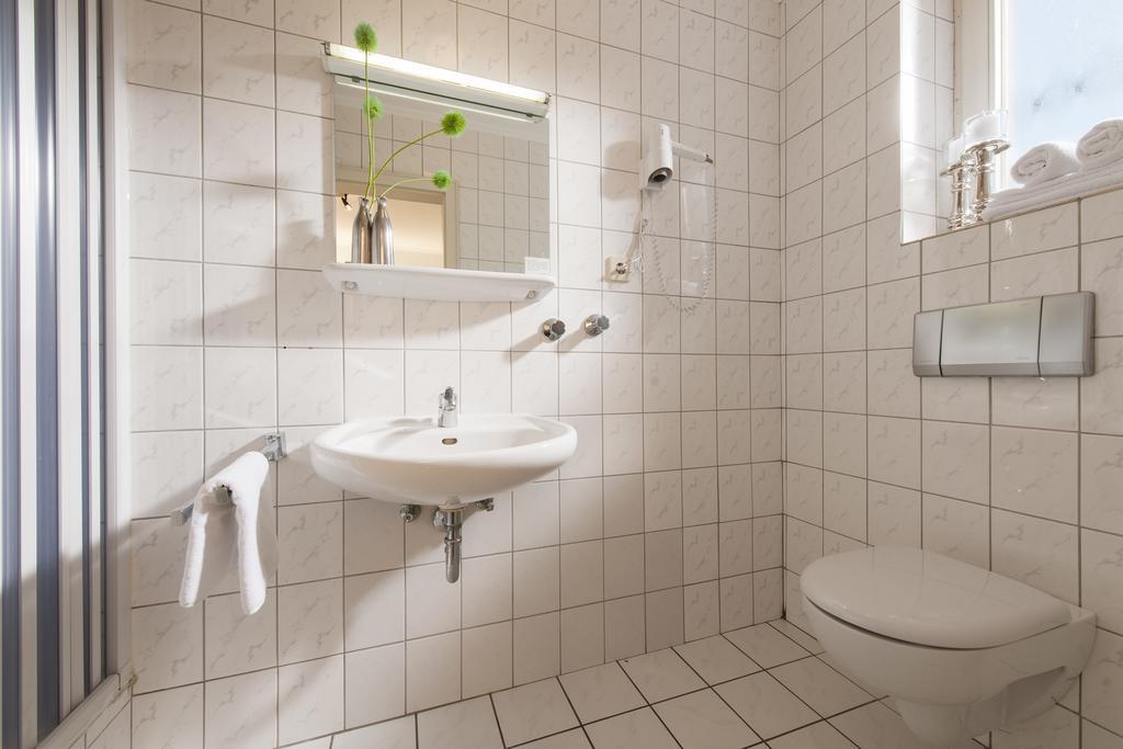 Hotel Buergerhof Cologne Bilik gambar
