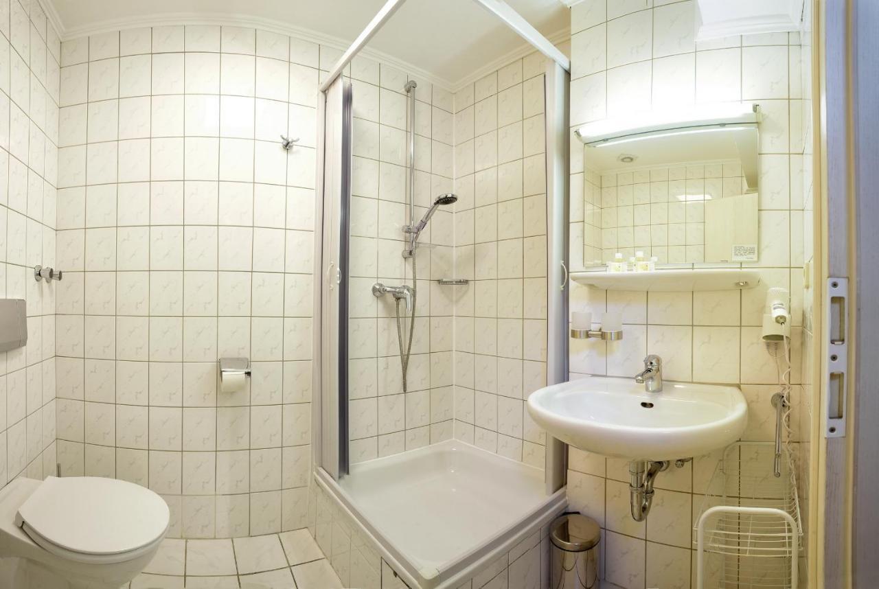Hotel Buergerhof Cologne Luaran gambar